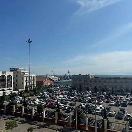 Az Premium Suite- 106 *