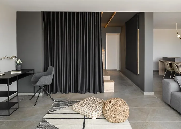 Az Premium Suite- 106 公寓