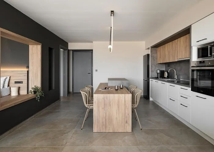 Az Premium Suite- 106 *